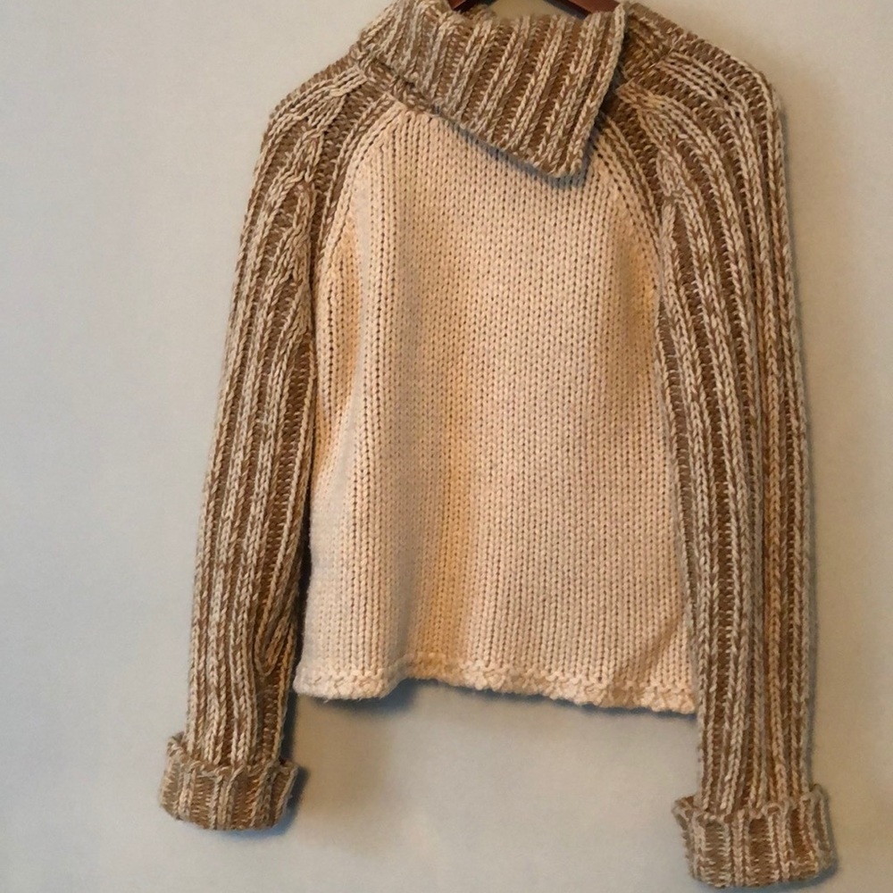 Sweater - Picture 2 of 3